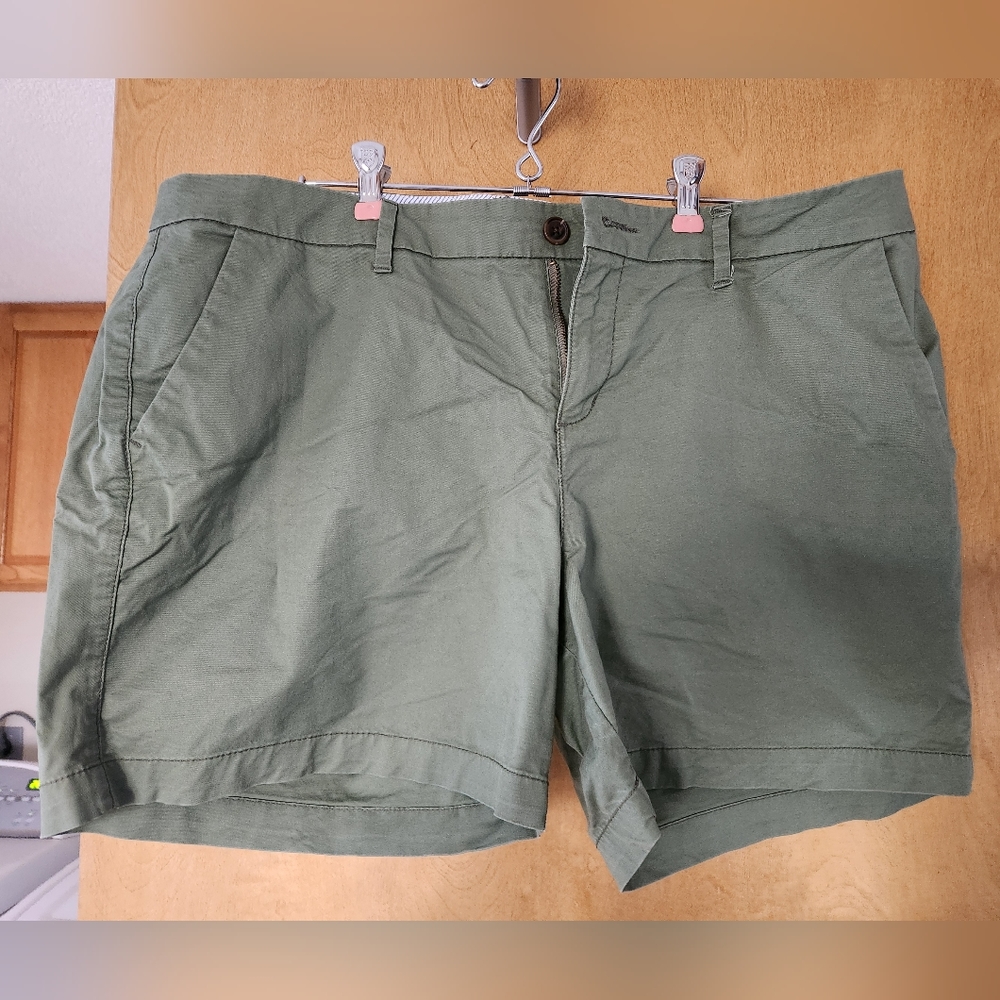 ON Women's Chino Size 14